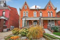 292 JOHN STREET N Hamilton (Beasley), ON L8L 4P7