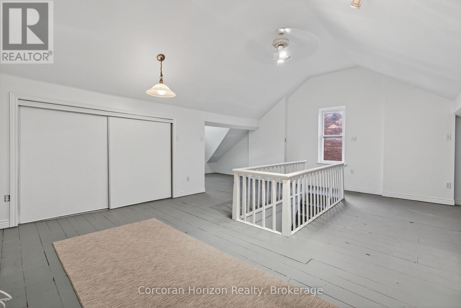 292 John Street N, Hamilton (Beasley), ON - Indoor Photo Showing Other Room