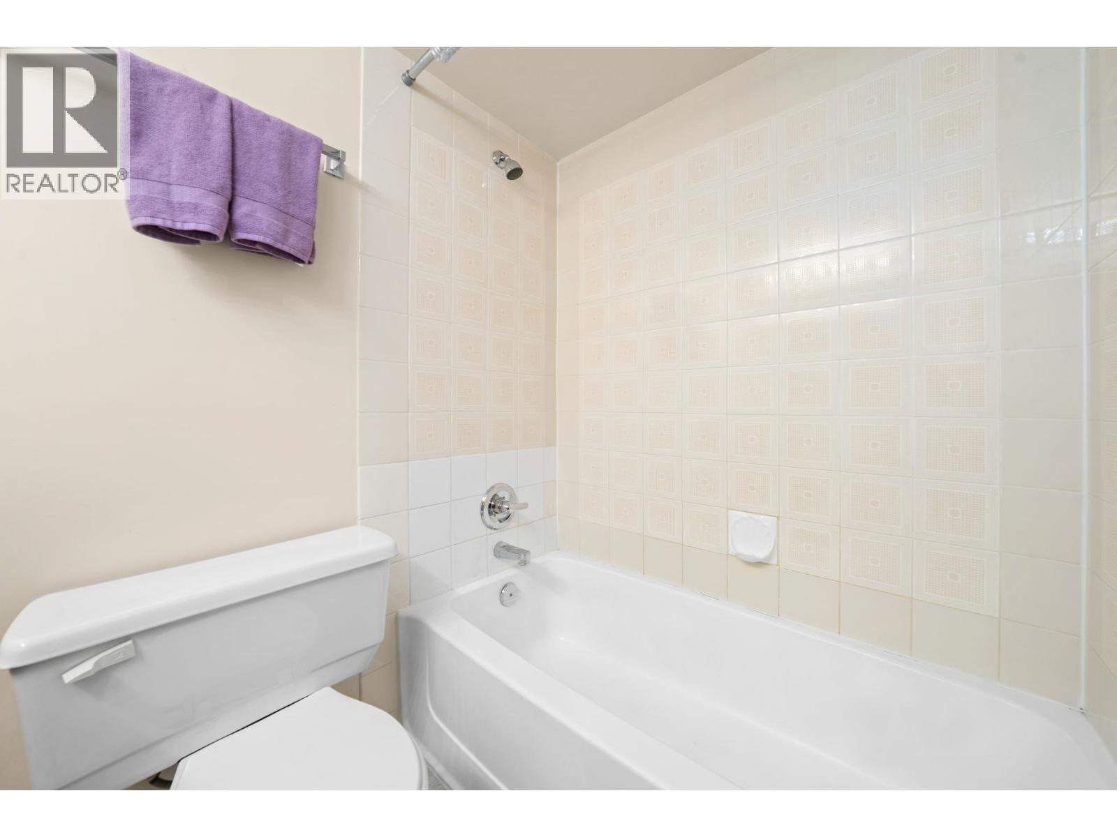 307 1330 Hornby Street, Vancouver, BC - Indoor Photo Showing Bathroom