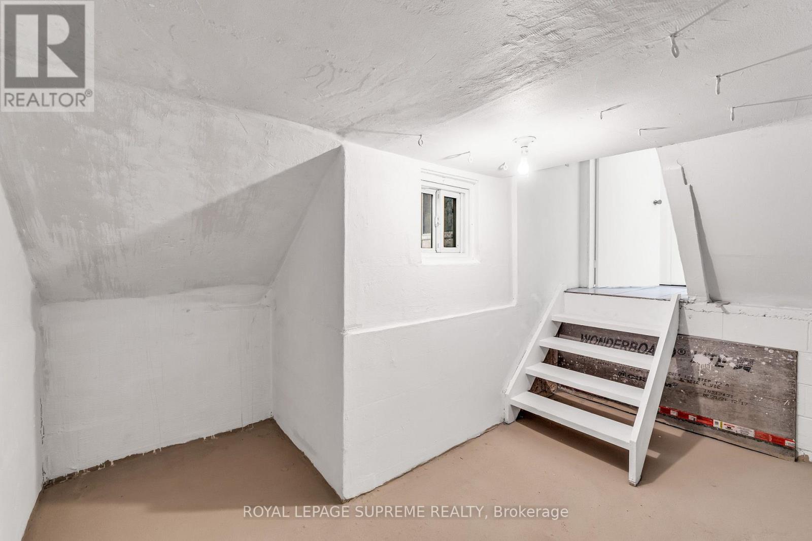 301 Pellatt Avenue, Toronto, ON - Indoor Photo Showing Other Room