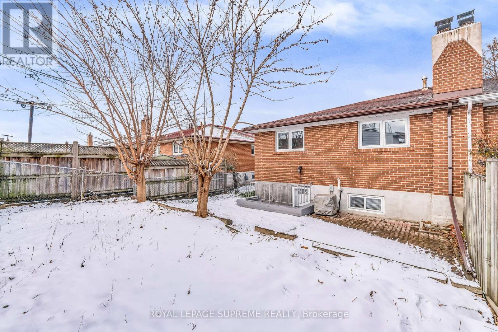 301 Pellatt Avenue, Toronto, ON - Outdoor