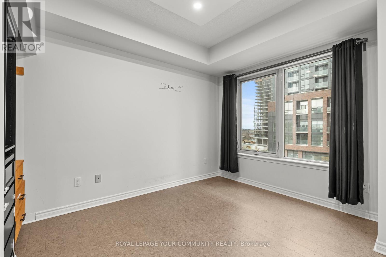515 - 385 Prince Of Wales Drive, Mississauga, ON - Indoor Photo Showing Other Room