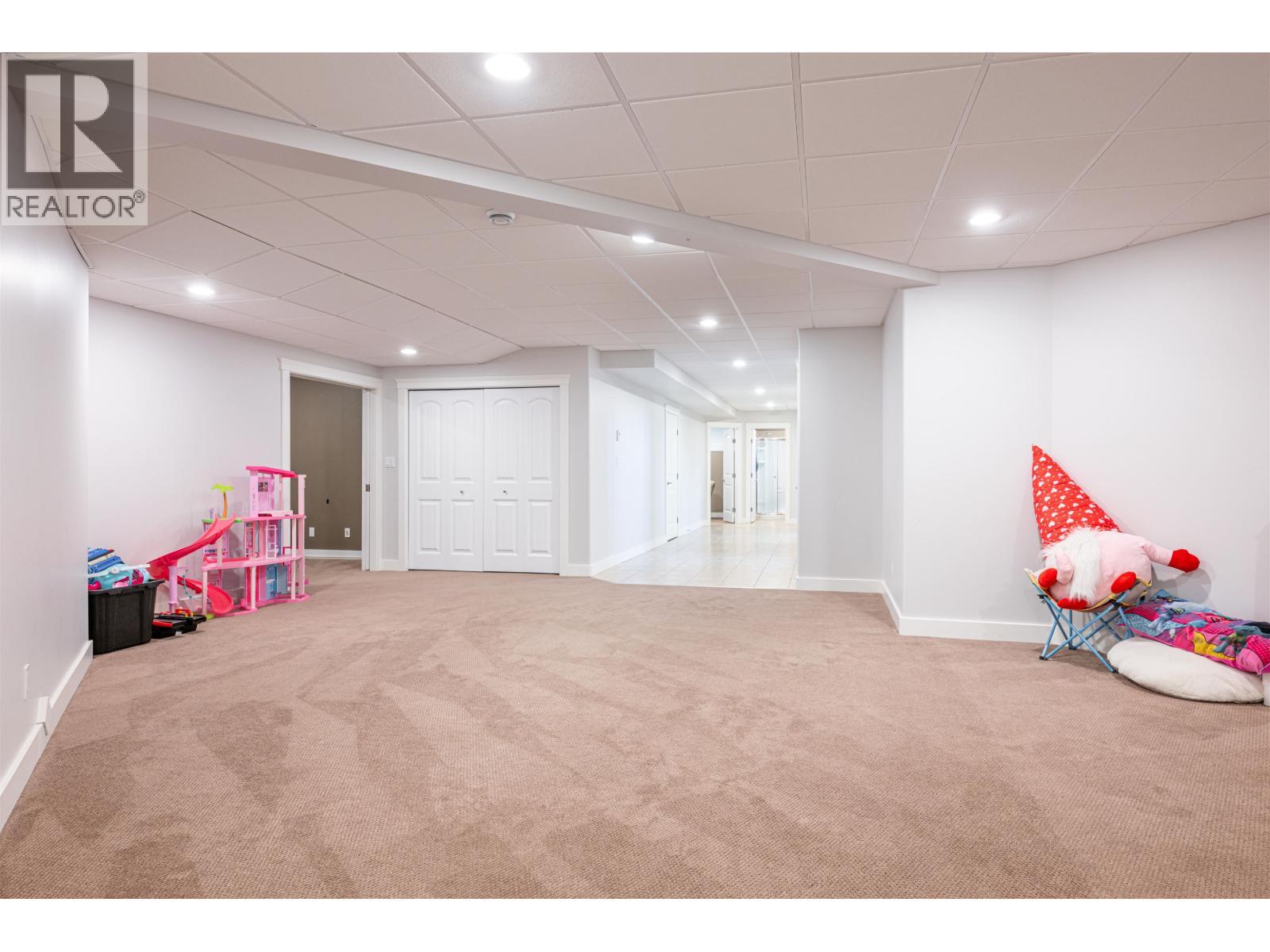 6981 Westmount Drive, Prince George, BC - Indoor