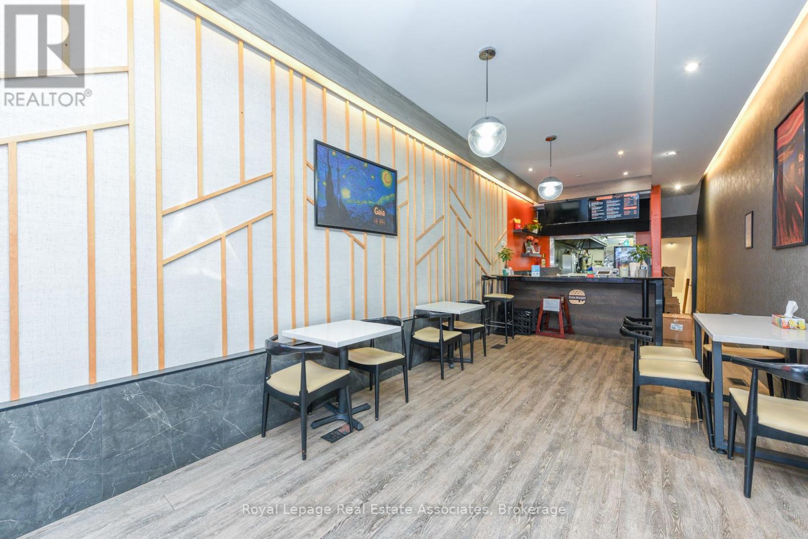 671 Queen Street W, Toronto, ON