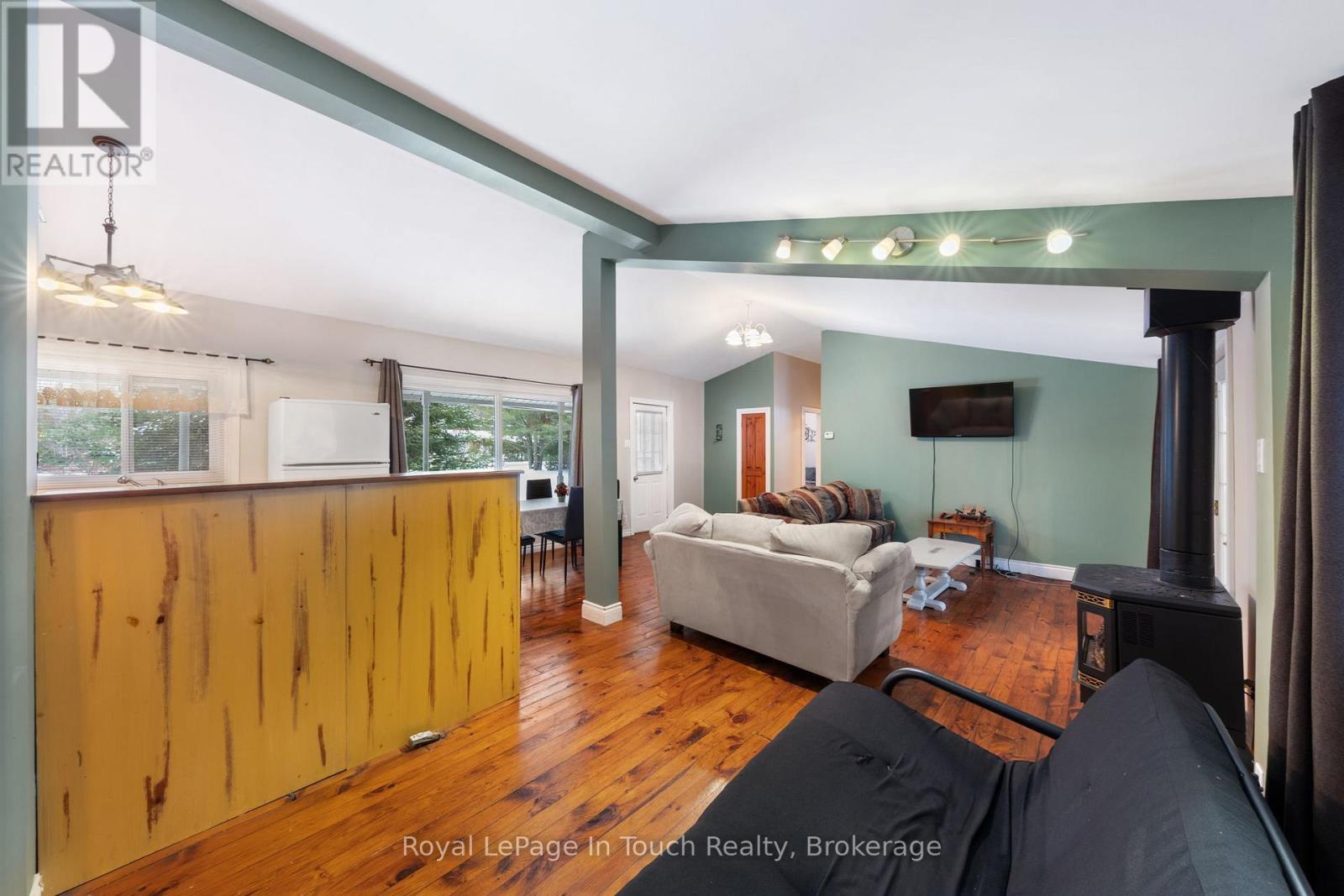 Open Concept - 2198 Champlain Road, Tiny, ON - Indoor