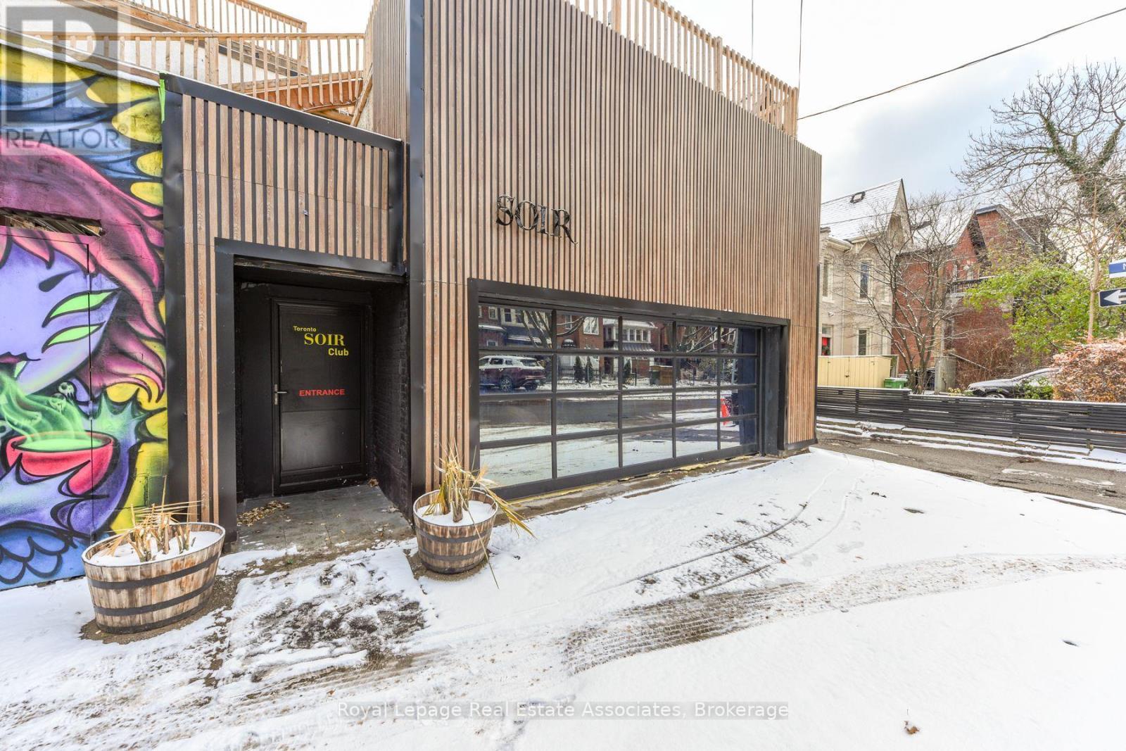 81 Elm Grove Avenue, Toronto, ON