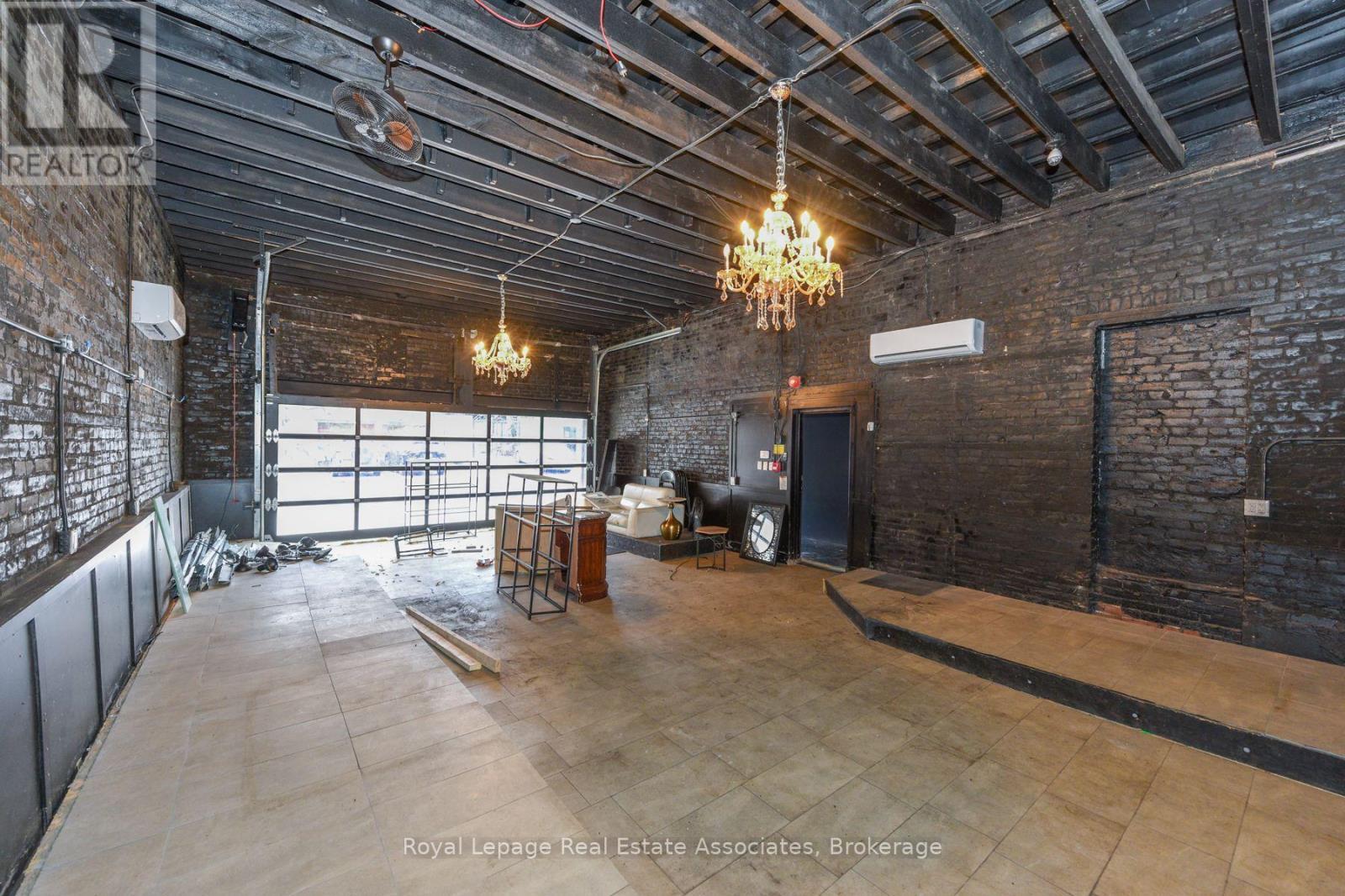 81 Elm Grove Avenue, Toronto, ON