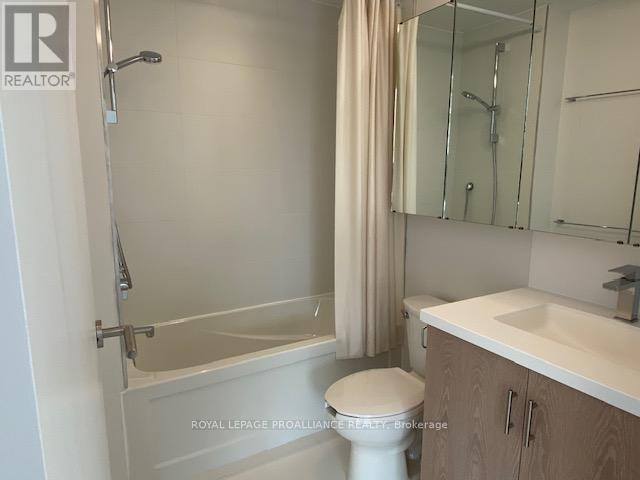 413 - 58 Plant Street, Quinte West (Sidney Ward), ON - Indoor Photo Showing Bathroom