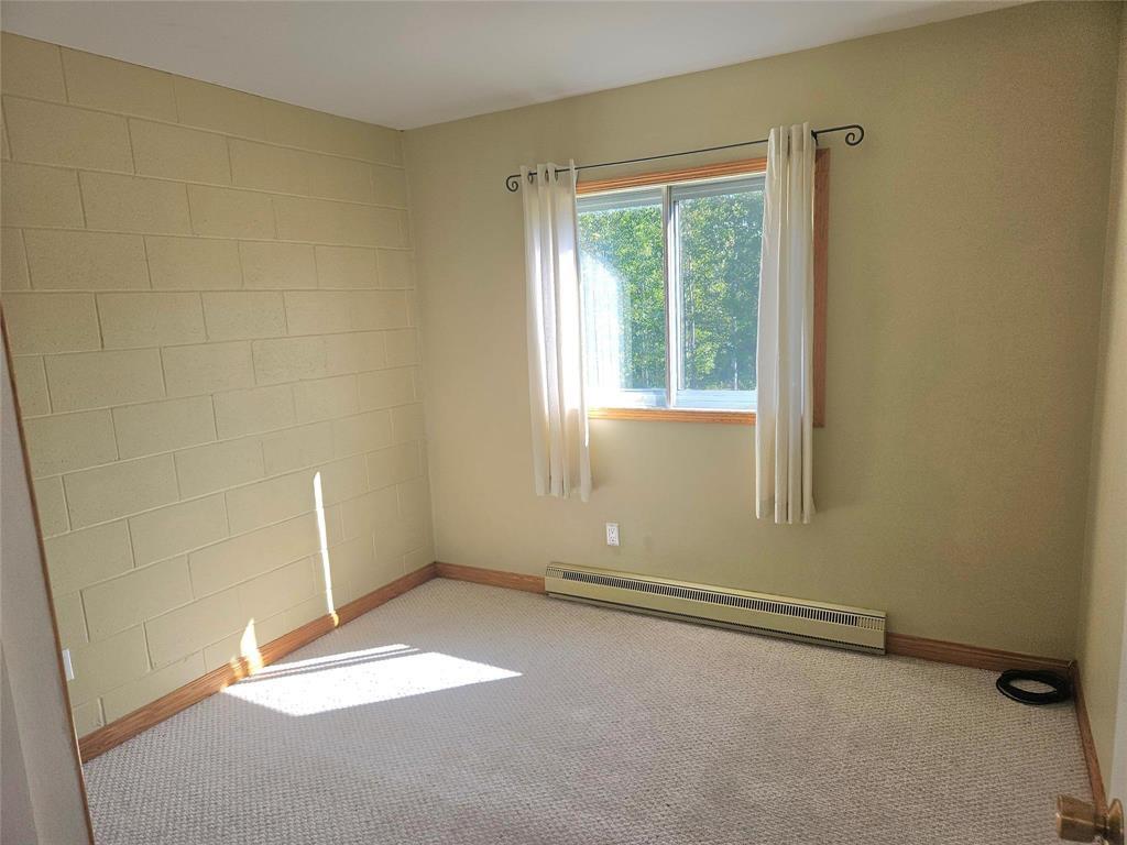 1721 Shorepointe Village, Gimli, MB - Indoor Photo Showing Other Room