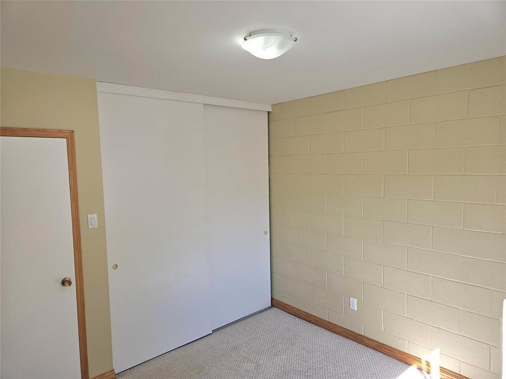 1721 Shorepointe Village, Gimli, MB - Indoor Photo Showing Other Room