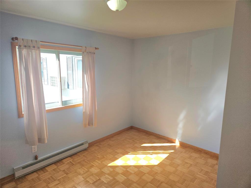 1721 Shorepointe Village, Gimli, MB - Indoor Photo Showing Other Room