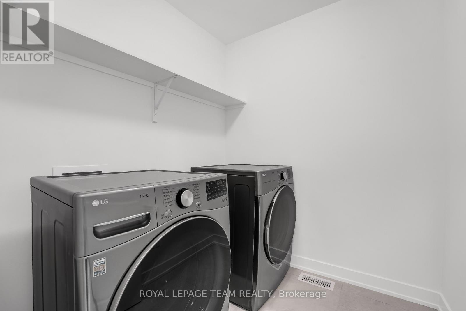 134 Sencha Terrace, Ottawa, ON - Indoor Photo Showing Laundry Room
