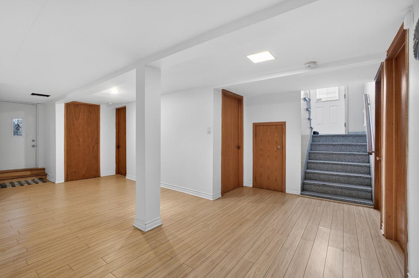 Sous-sol - 1939 Rue Le Royer, Laval (Vimont), QC - Indoor Photo Showing Other Room