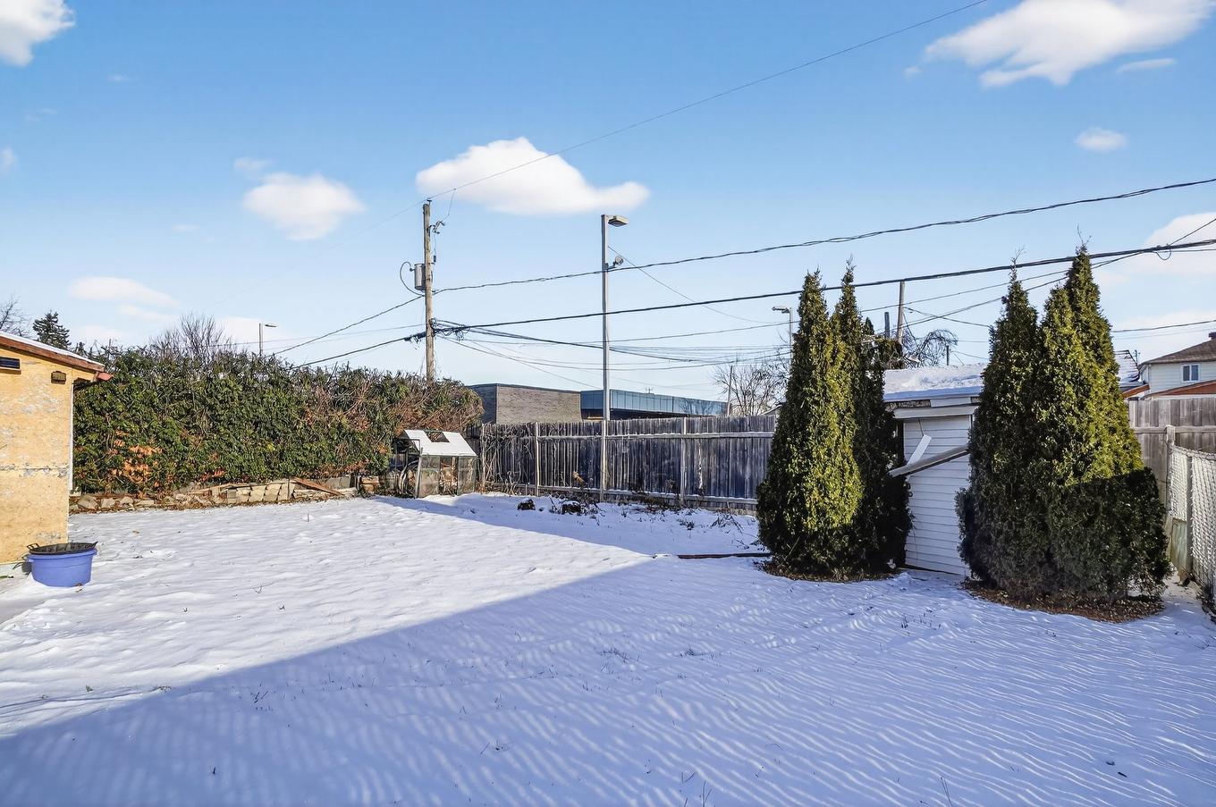 Cour - 1939 Rue Le Royer, Laval (Vimont), QC - Outdoor