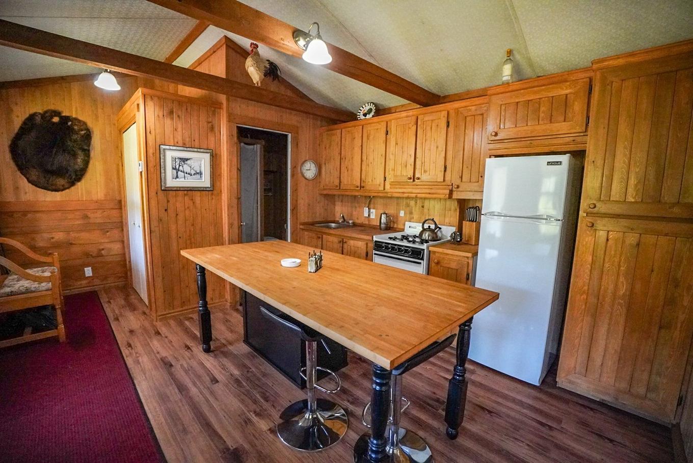 Cuisine - 1 Ch. St-Antoine, New Richmond, QC - Indoor Photo Showing Kitchen