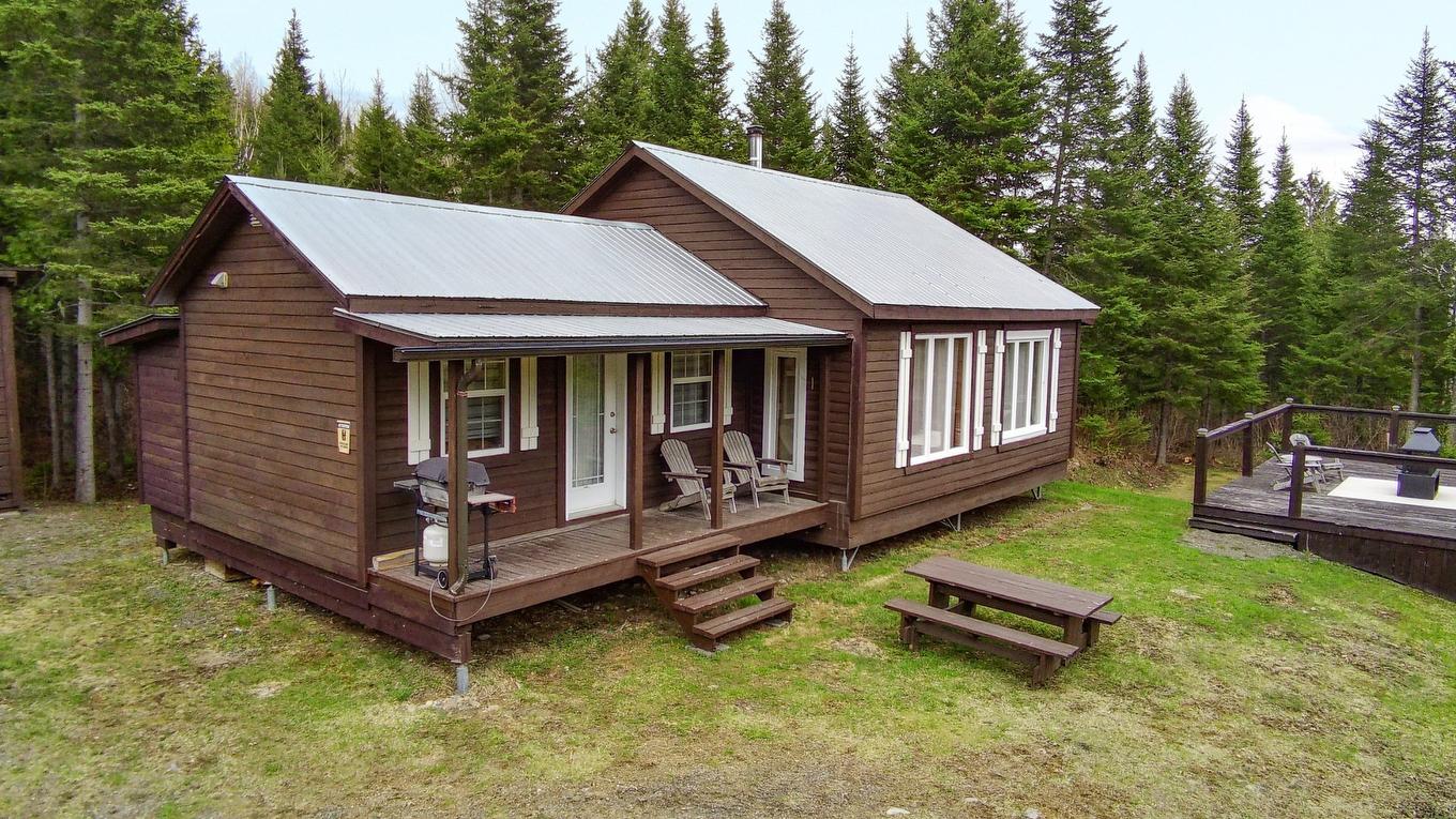 Photo aérienne - 1 Ch. St-Antoine, New Richmond, QC - Outdoor With Deck Patio Veranda With Exterior