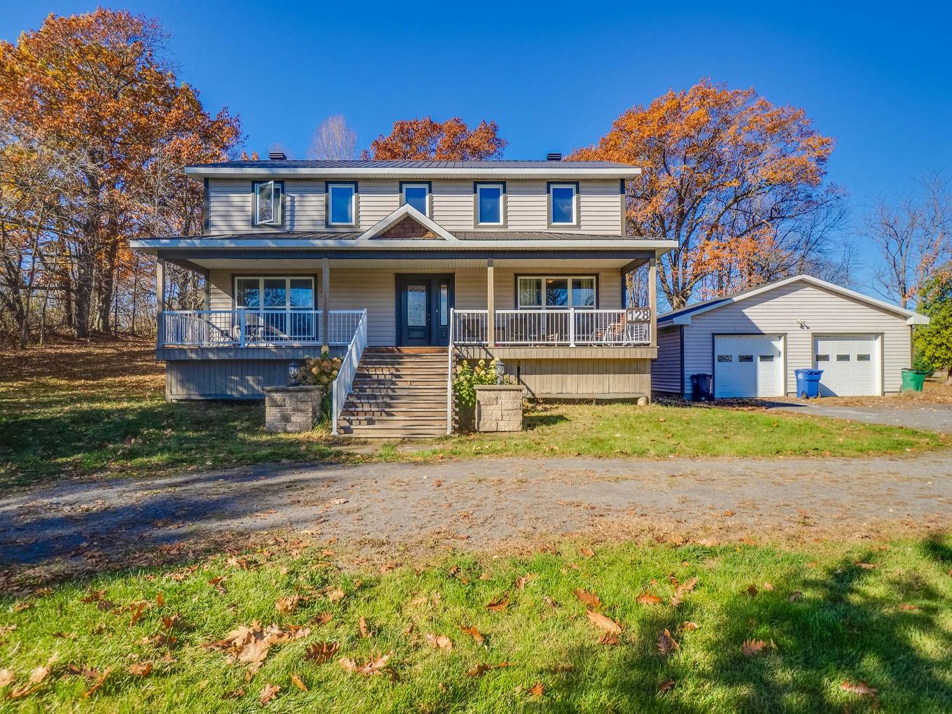 Façade - 128 Route 138A, Godmanchester, QC - Outdoor With Deck Patio Veranda With Facade
