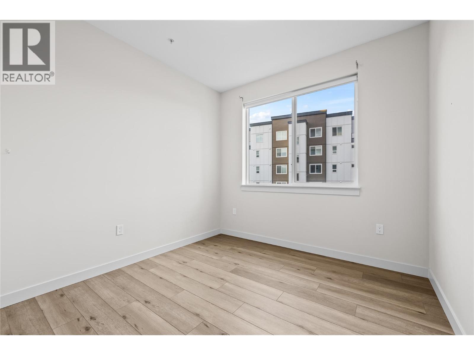 3638 Mission Springs Drive Unit# 406, Kelowna, BC - Indoor Photo Showing Other Room