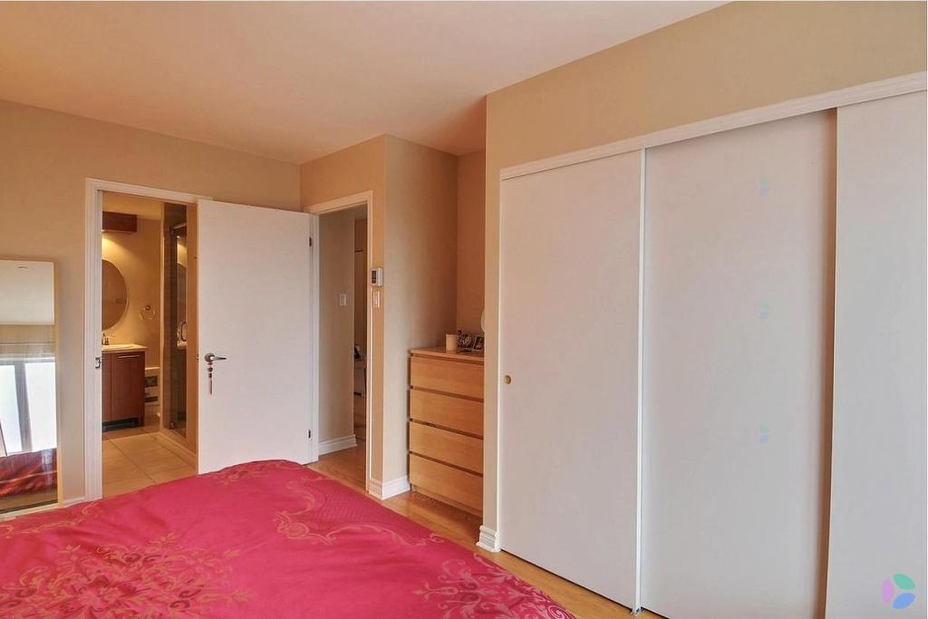 Chambre à coucher principale - 611-1925 Rue Émile-Martineau, Laval (Laval-Des-Rapides), QC - Indoor Photo Showing Bedroom