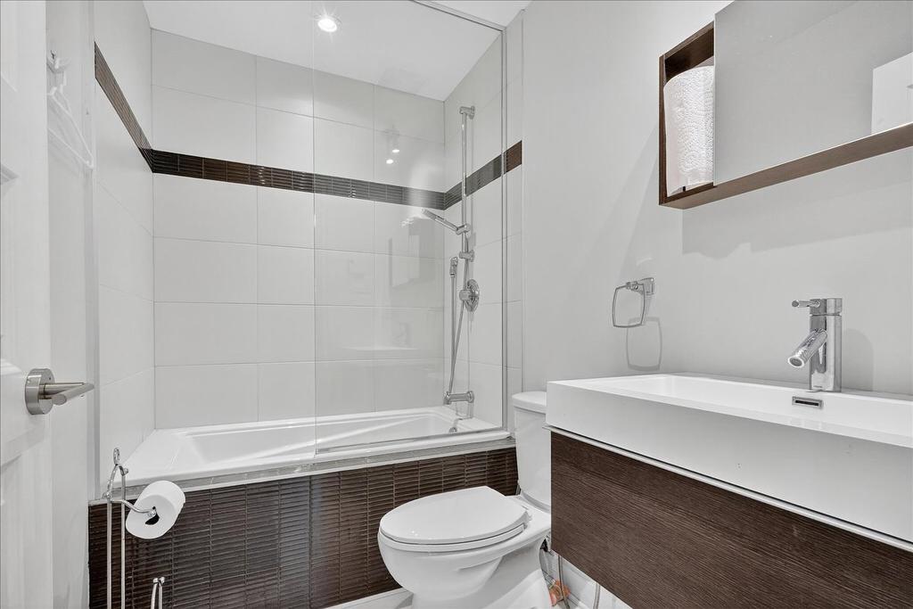 Salle de bains - 306-14399 Boul. Gouin O., Montréal (Pierrefonds-Roxboro), QC - Indoor Photo Showing Bathroom