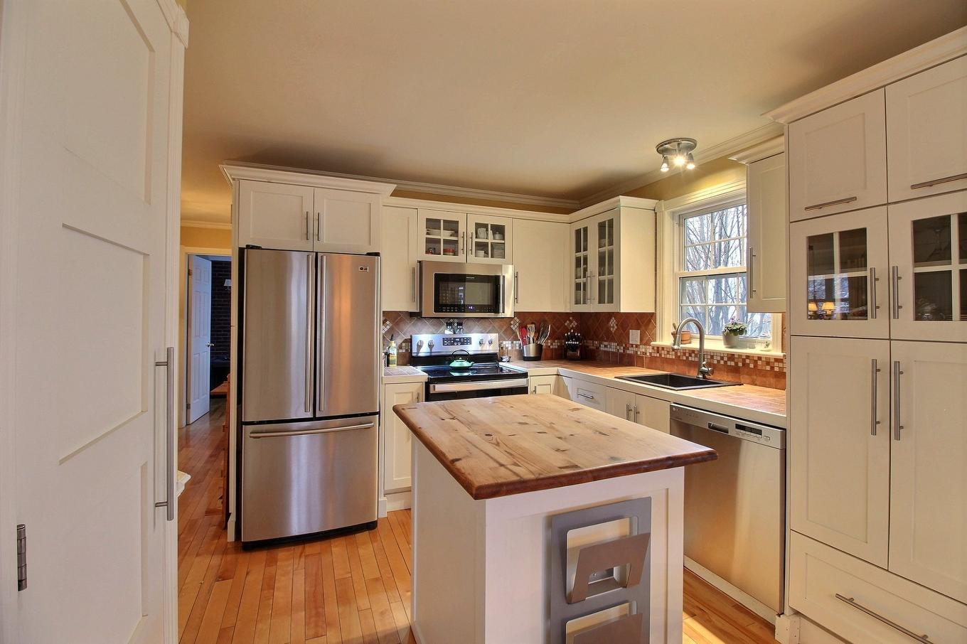 Cuisine - 55 Rue Pierre-Bouliane, La Malbaie, QC - Indoor Photo Showing Kitchen
