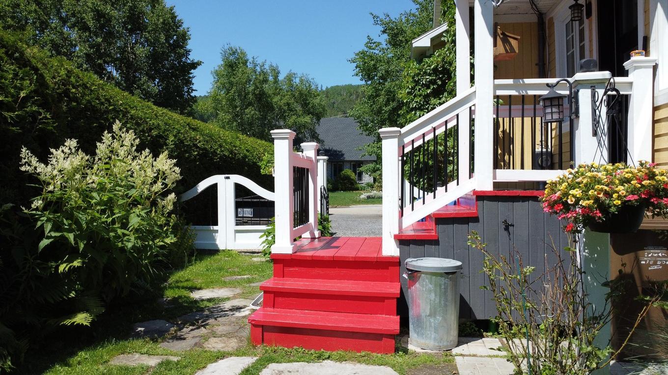 Entrée extérieure - 55 Rue Pierre-Bouliane, La Malbaie, QC - Outdoor