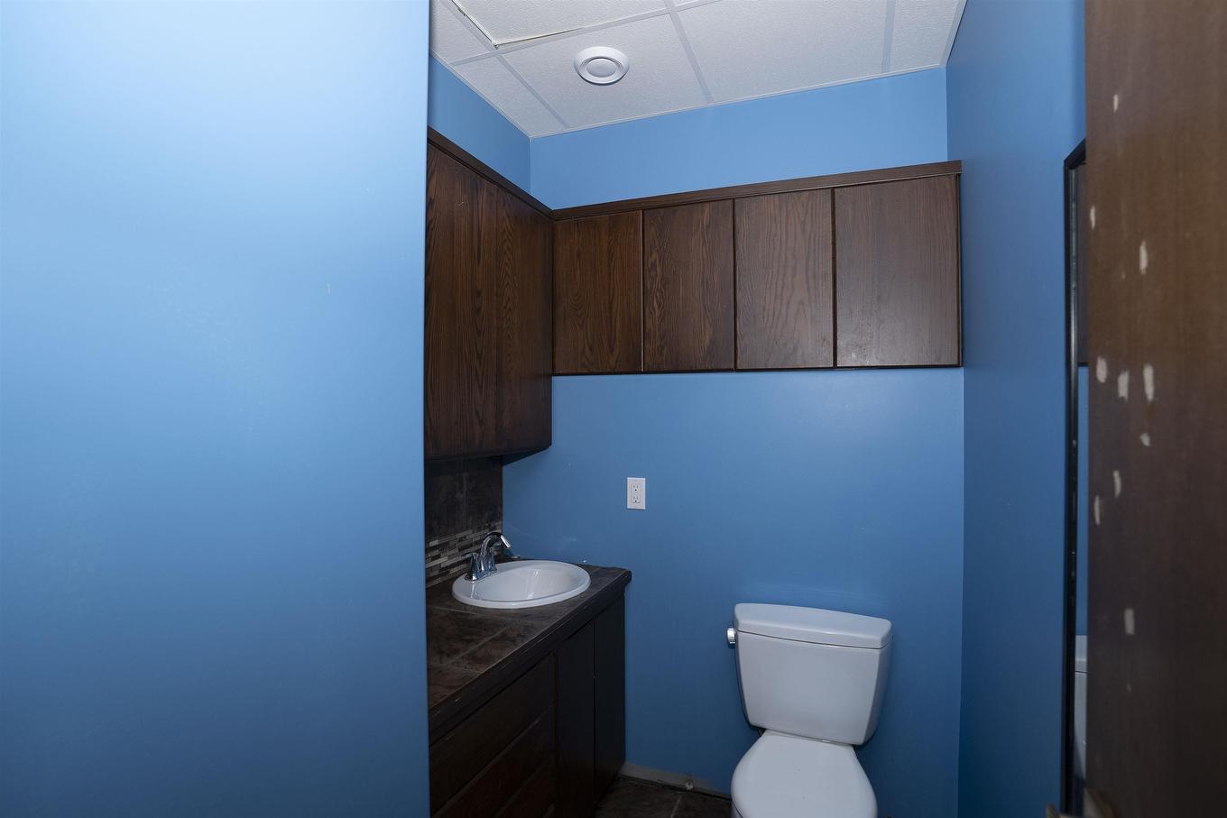 449 Longbow Street, Thunder Bay, ON - Indoor Photo Showing Bathroom