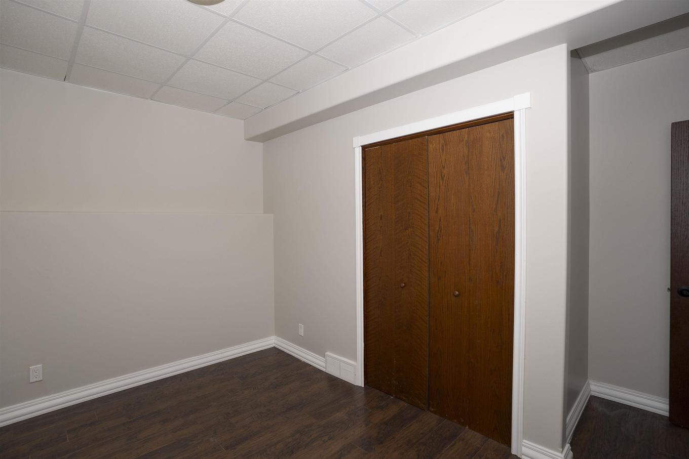 449 Longbow Street, Thunder Bay, ON - Indoor Photo Showing Other Room