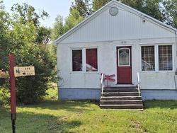 209 FOTHERINGHAM Avenue Atikokan, ON P0T 1C0