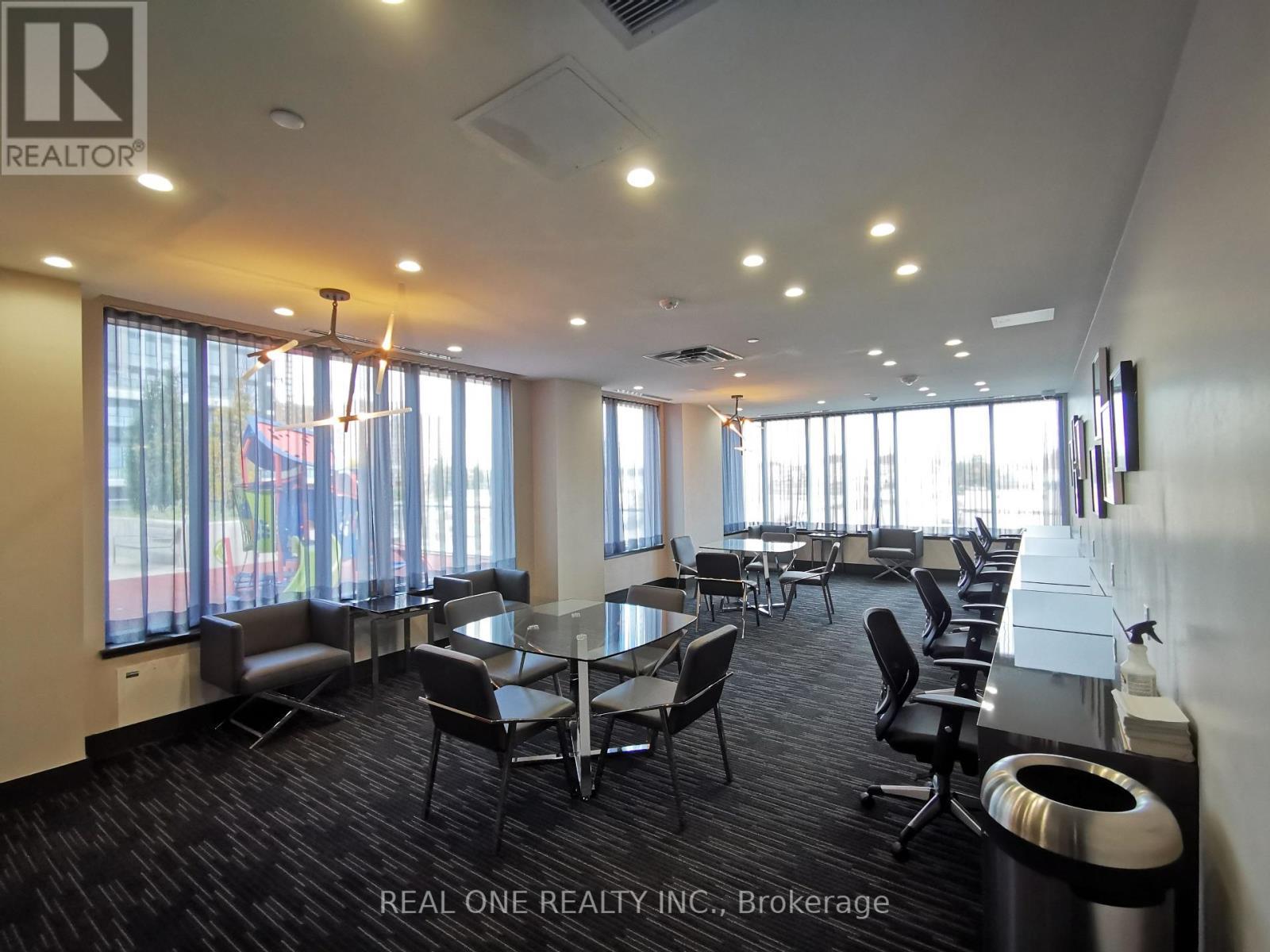 1915 - 5033 Four Springs Avenue, Mississauga, ON - Indoor