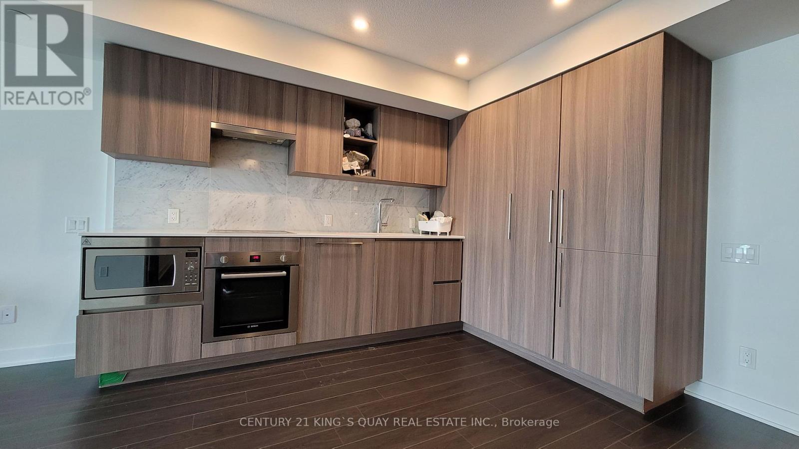 1009 - 19 Bathurst Street, Toronto, ON - Indoor Photo Showing Other Room