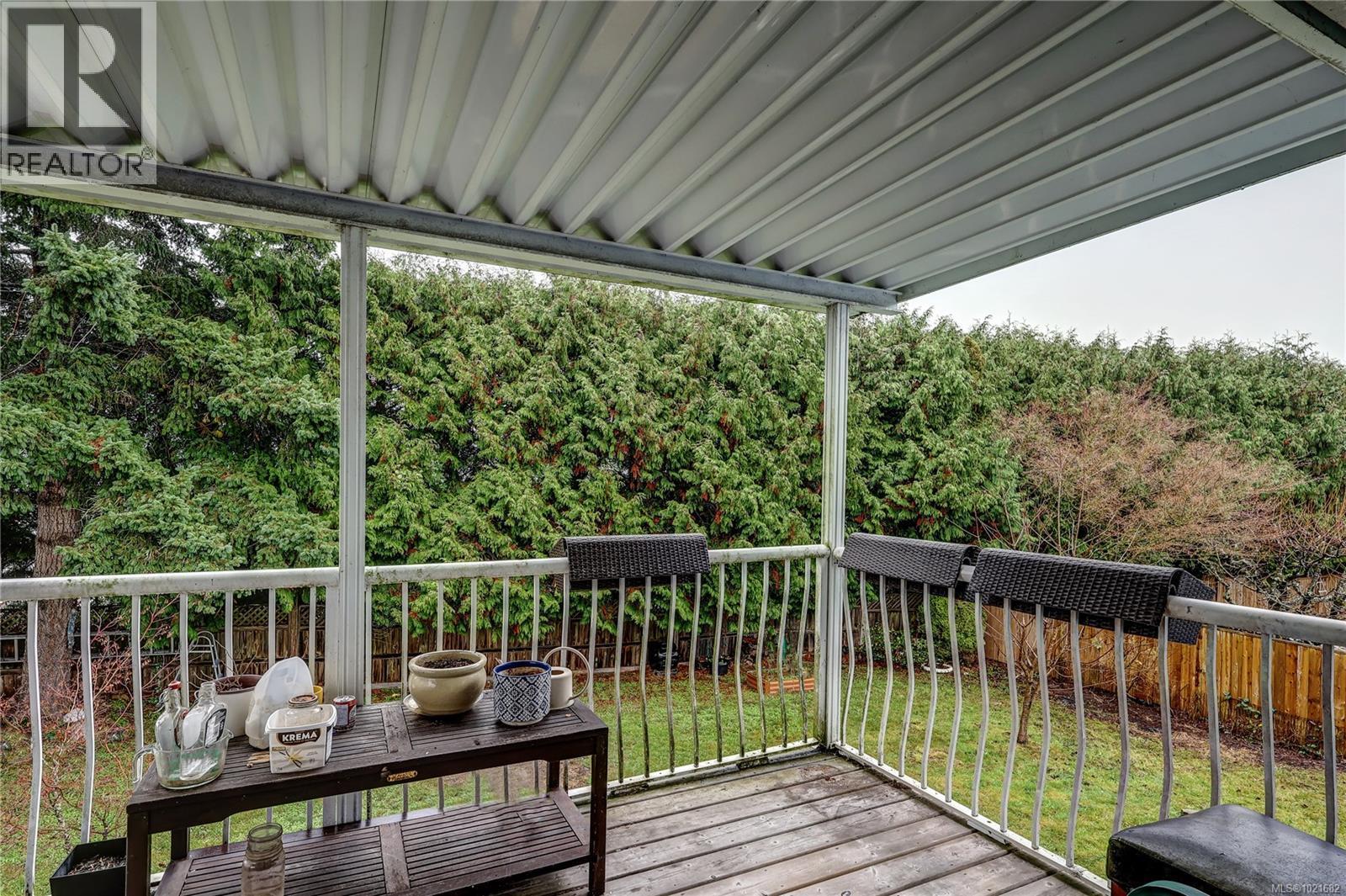 Covered Deck - 118 Chantrells Pl, Nanaimo, BC - Outdoor With Deck Patio Veranda With Exterior