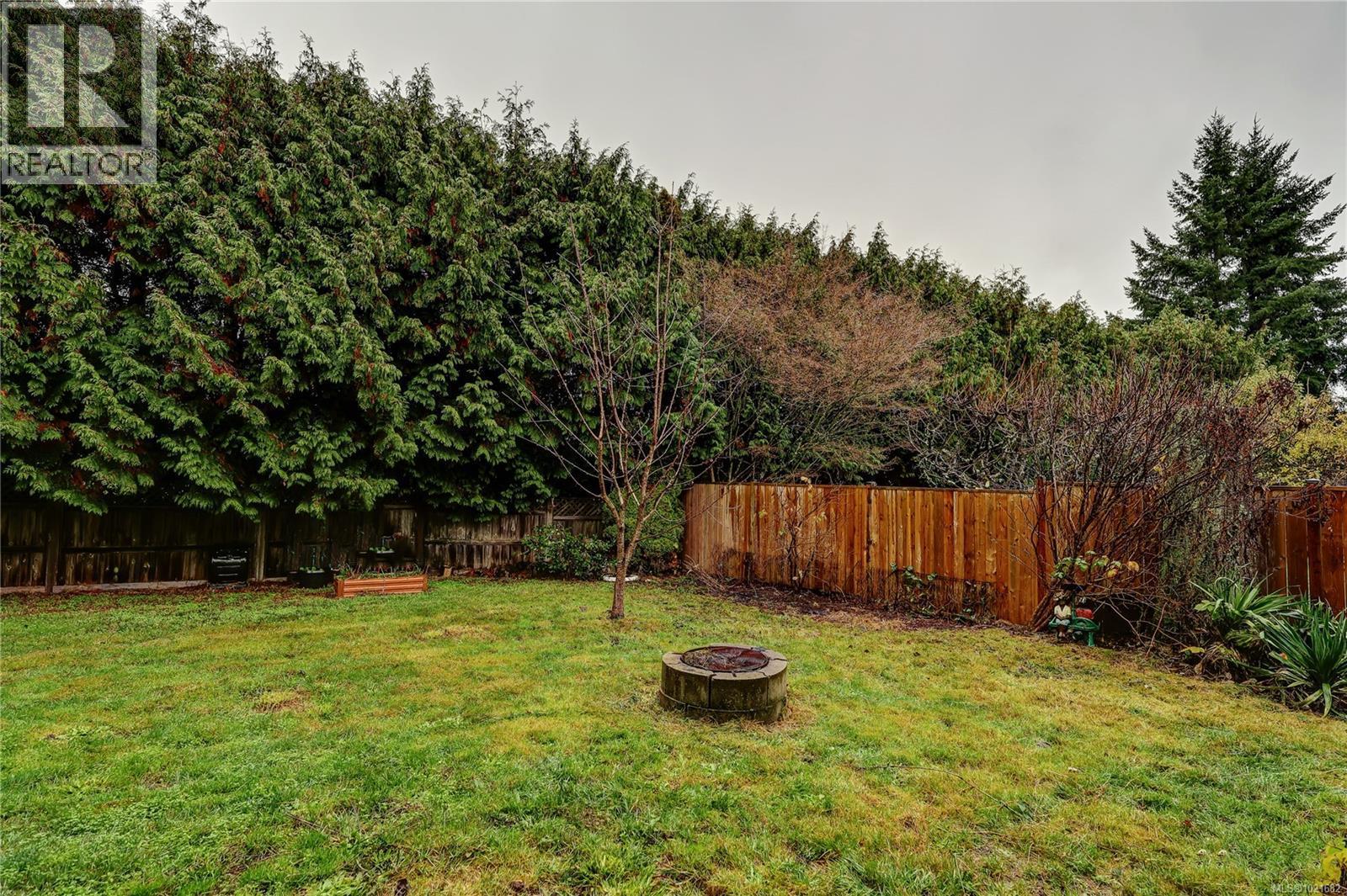 118 Chantrells Pl, Nanaimo, BC - Outdoor
