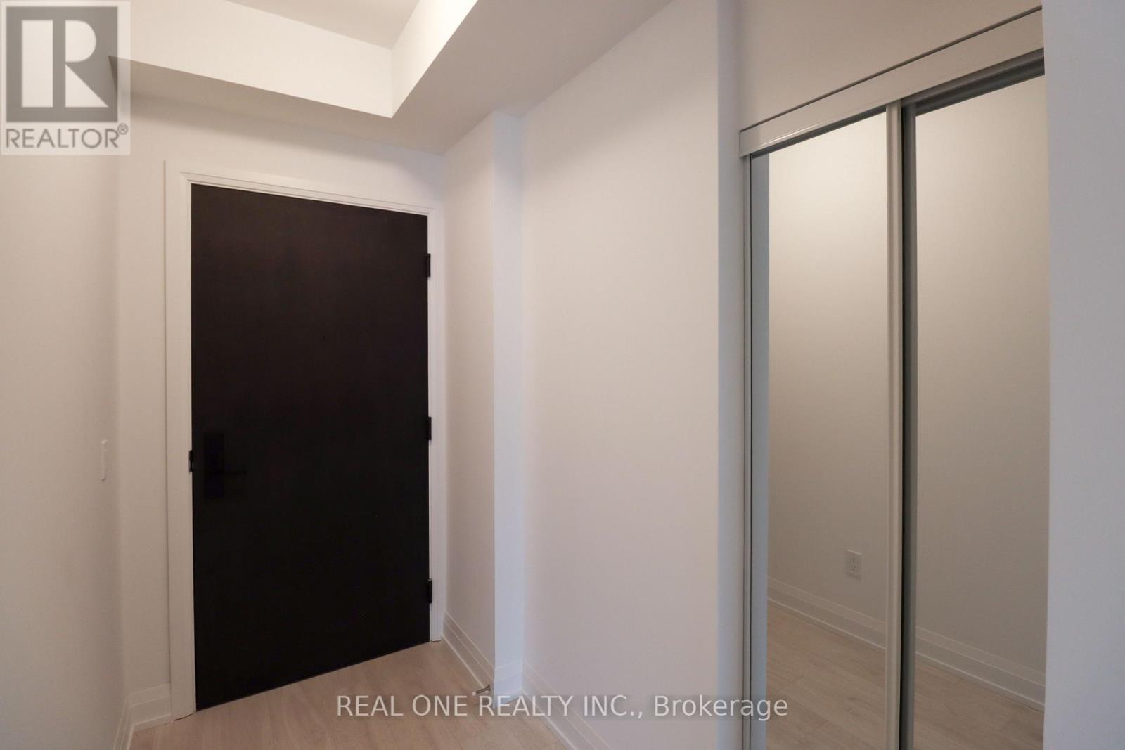 1711 - 20 Soudan Avenue, Toronto, ON - Indoor