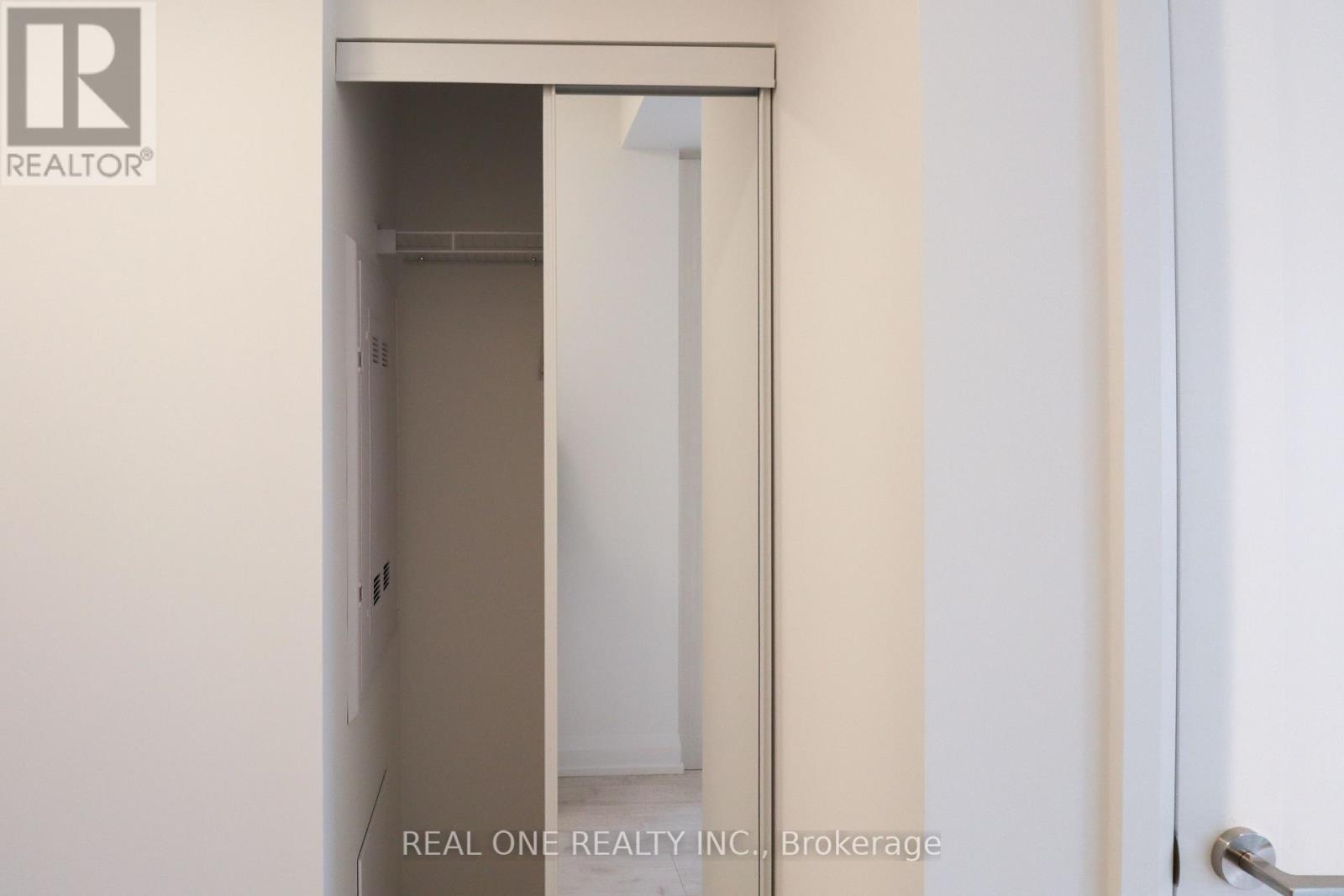 1711 - 20 Soudan Avenue, Toronto, ON -