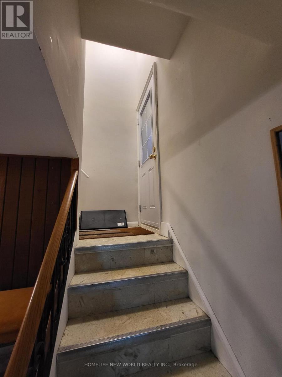 Basement - 118 Cartier Crescent, Richmond Hill, ON - Indoor Photo Showing Other Room