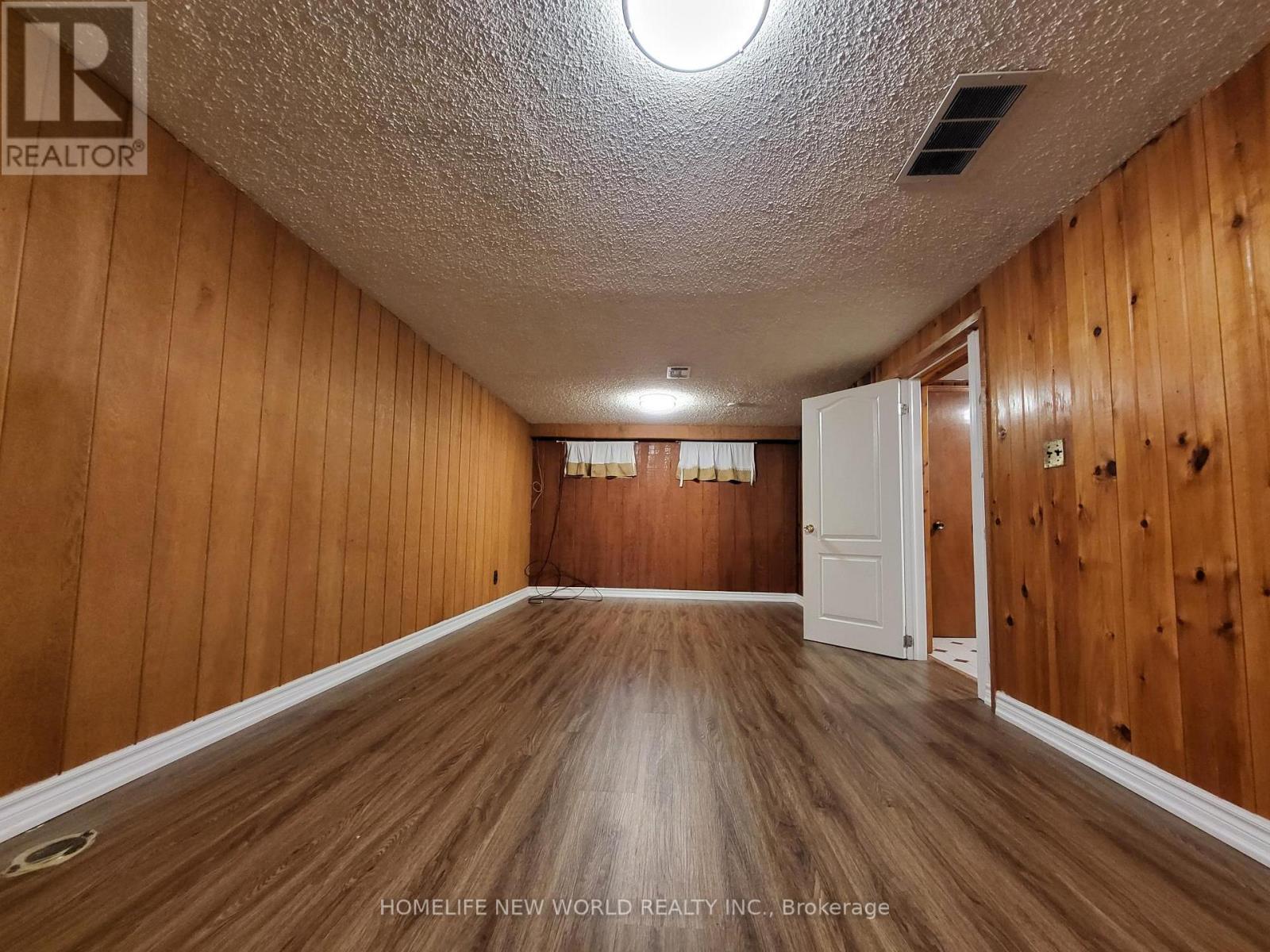 Basement - 118 Cartier Crescent, Richmond Hill, ON - Indoor Photo Showing Other Room