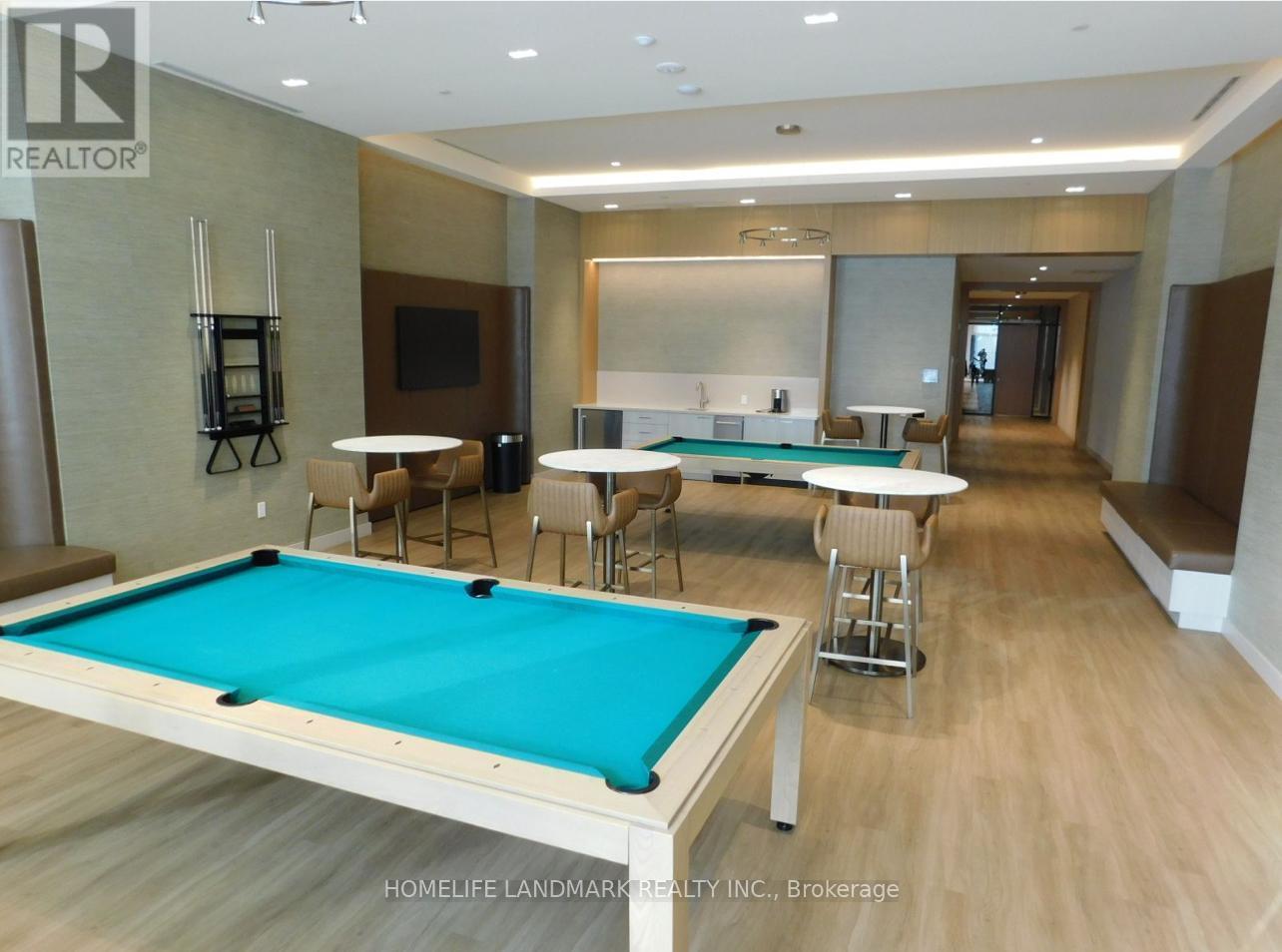 923 - 8960 Jane St Street, Vaughan, ON - Indoor Photo Showing Other Room