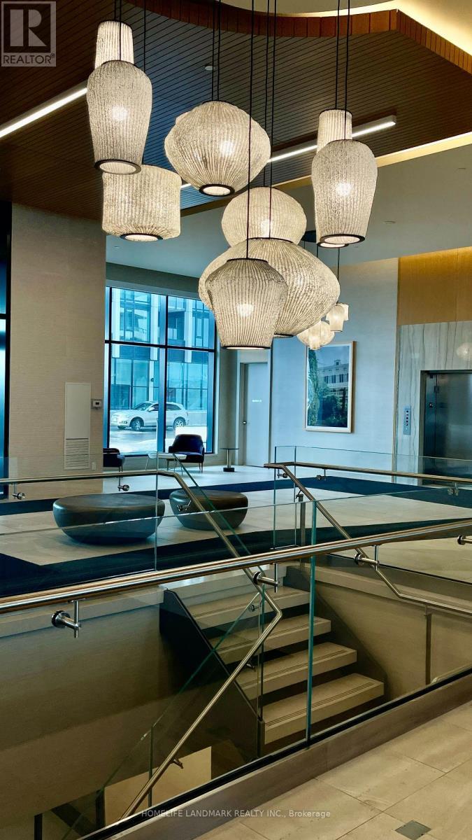 923 - 8960 Jane St Street, Vaughan, ON - Indoor Photo Showing Other Room