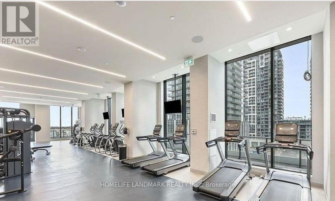 923 - 8960 Jane St Street, Vaughan, ON - Indoor Photo Showing Gym Room