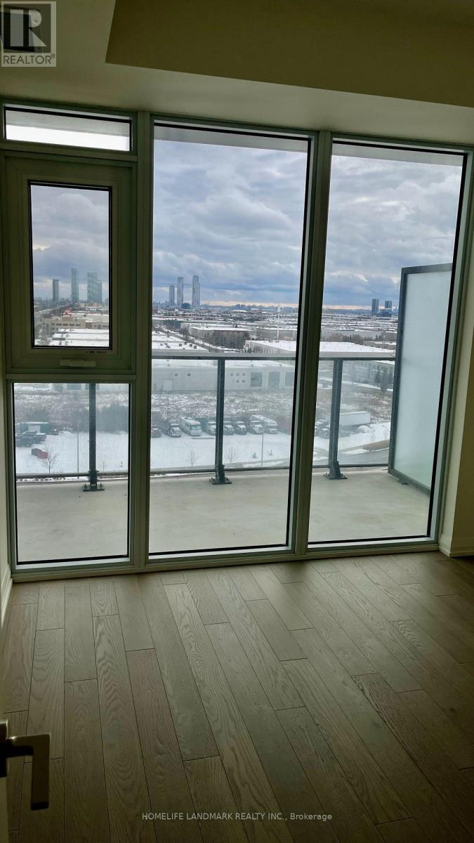 923 - 8960 Jane St Street, Vaughan, ON - Indoor Photo Showing Other Room