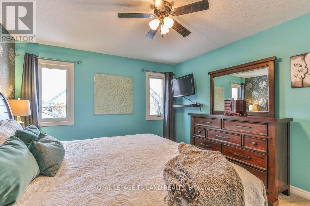 14 Alderwood Court, St. Thomas, ON - Indoor Photo Showing Bedroom