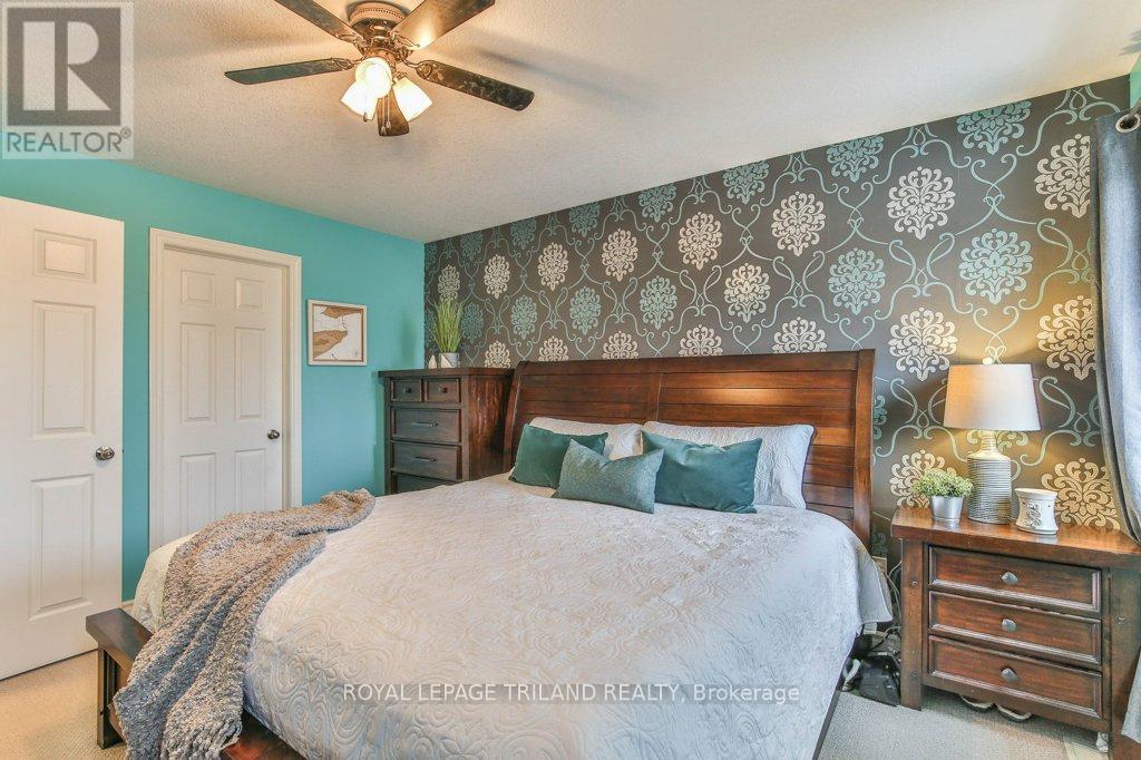 14 Alderwood Court, St. Thomas, ON - Indoor Photo Showing Bedroom