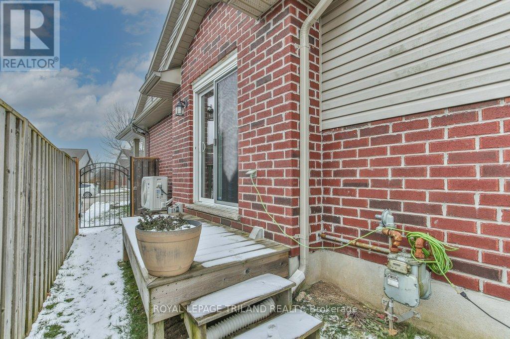 14 Alderwood Court, St. Thomas, ON - Outdoor