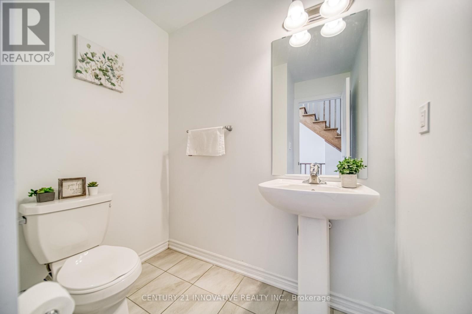 388 Okanagan Path, Oshawa, ON - Indoor Photo Showing Bathroom