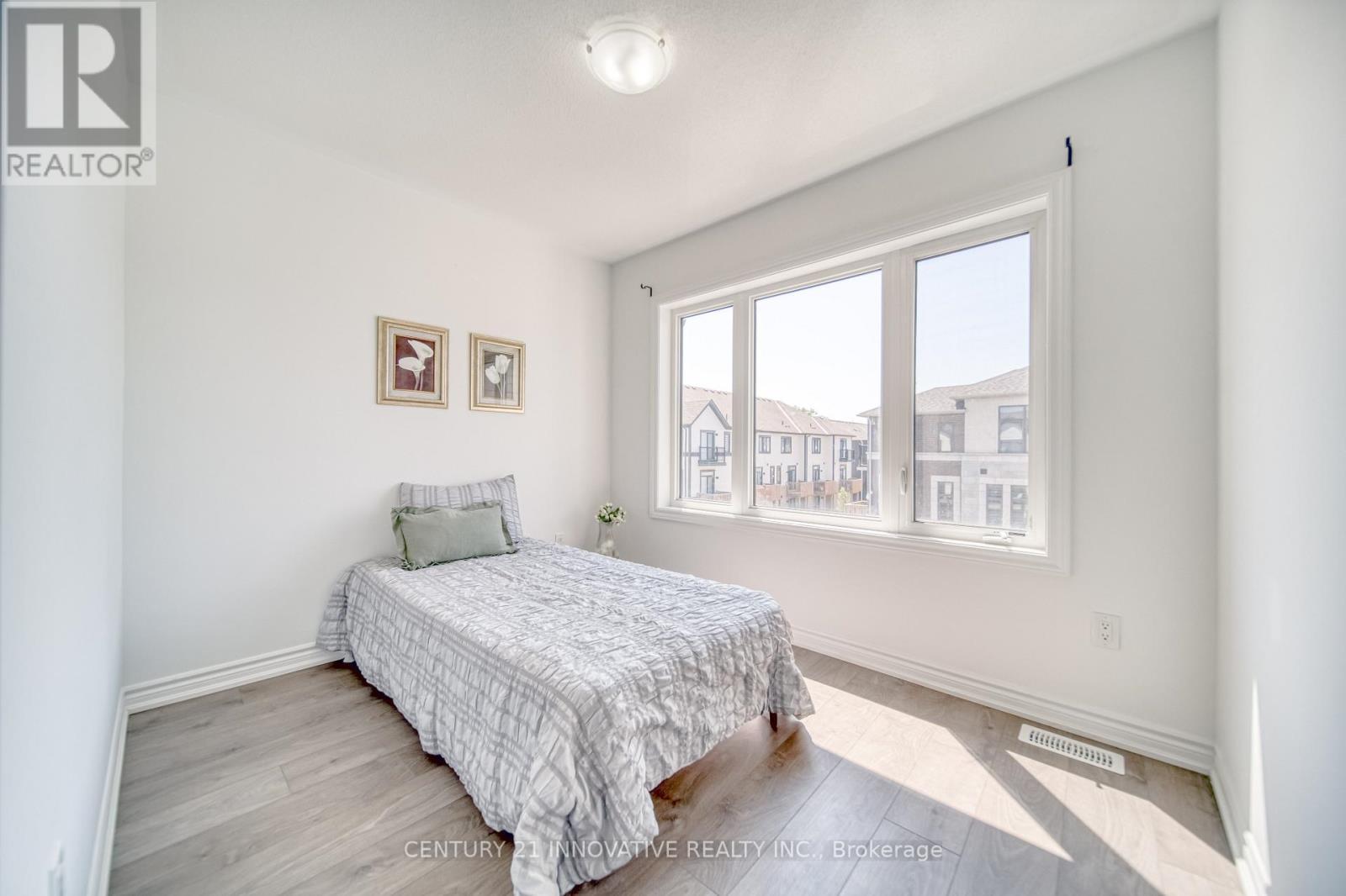 388 Okanagan Path, Oshawa, ON - Indoor Photo Showing Bedroom