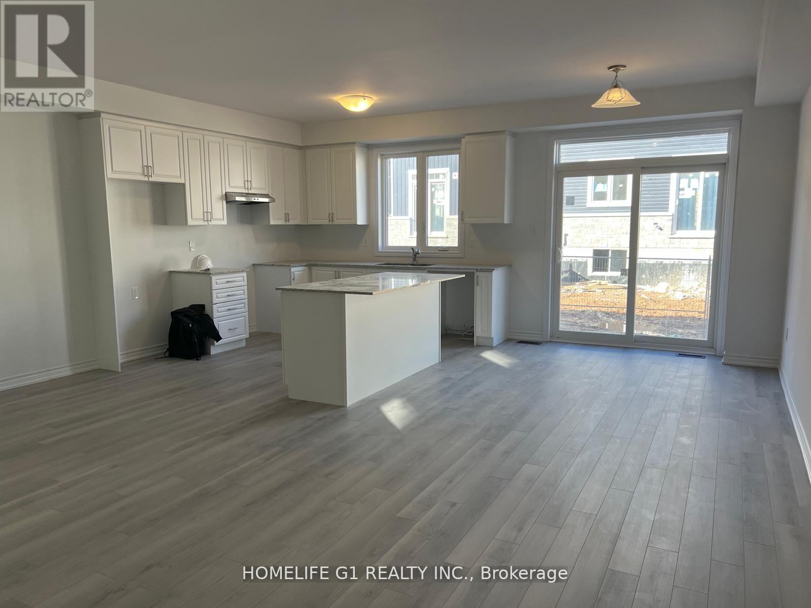 55 Brown Street, Erin, ON - Indoor Photo Showing Kitchen