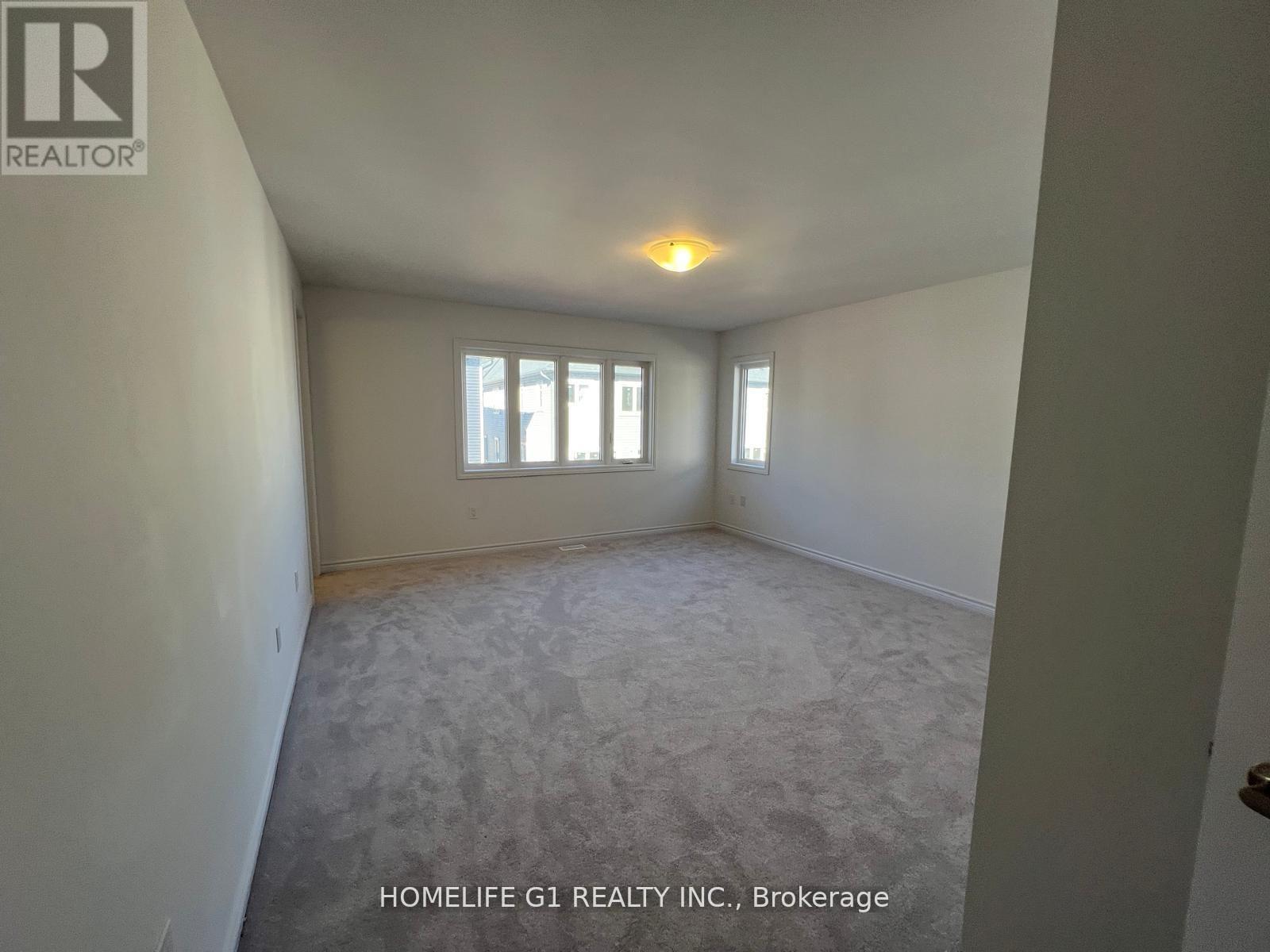 55 Brown Street, Erin, ON - Indoor Photo Showing Other Room