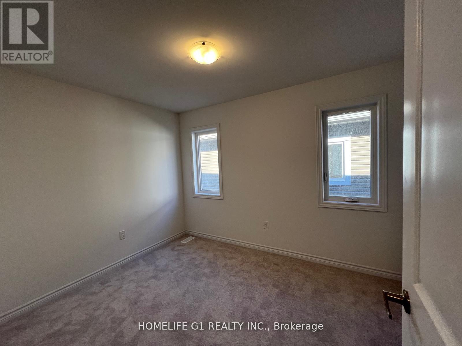 55 Brown Street, Erin, ON - Indoor Photo Showing Other Room