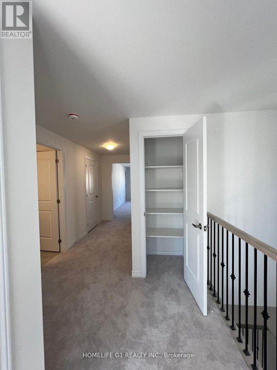 55 Brown Street, Erin, ON - Indoor Photo Showing Other Room